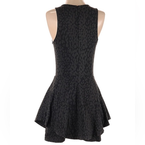 🎯Rare NWOT Varley Tennis Dress Shadow Animal Size Small - Picture 2 of 16